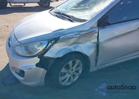 2013 Hyundai Accent Se z USA, uszkodzony, nr VIN KMHCU5AE1DU065099